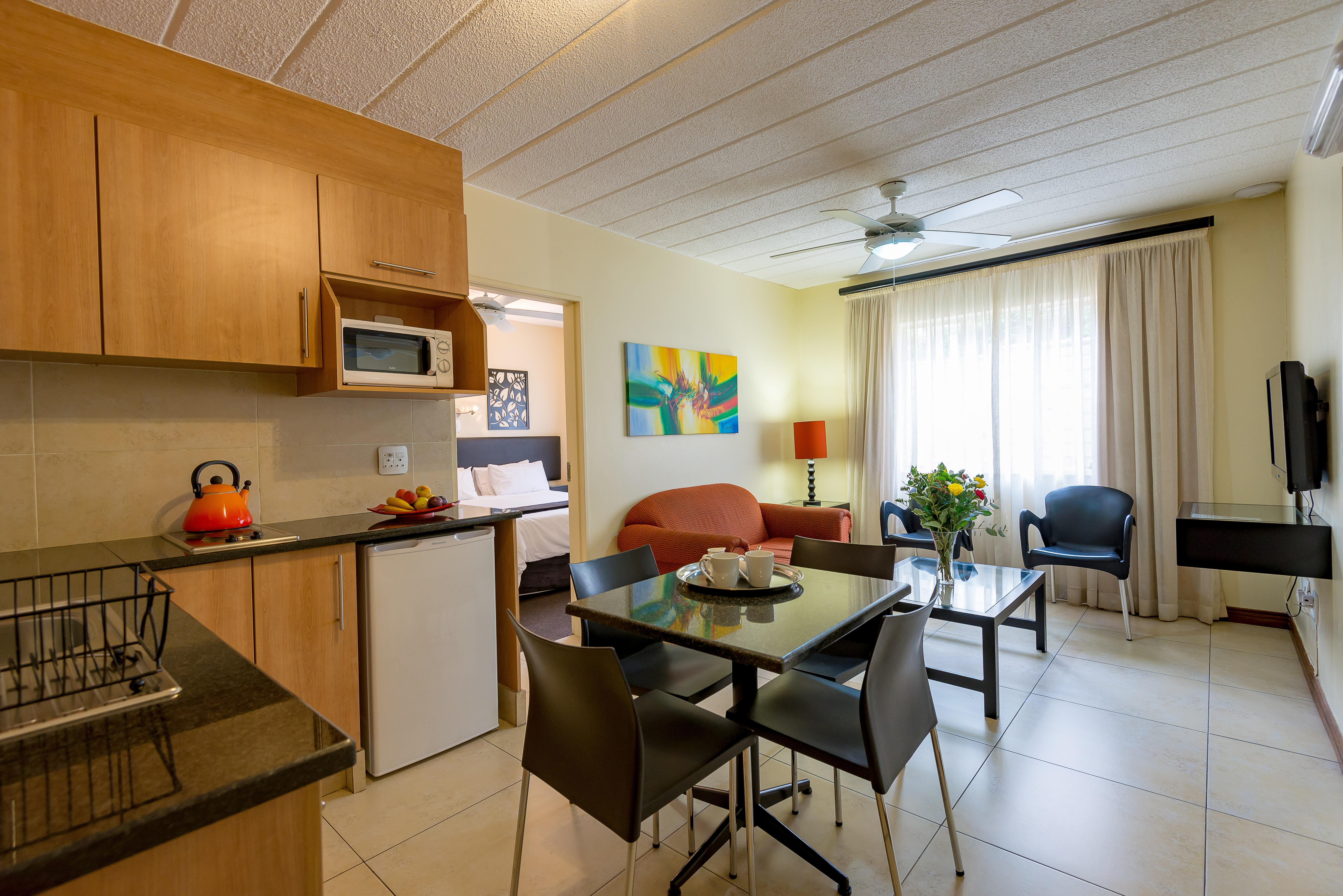 Premiere Classe Apartment Hotel Johannesbourg Extérieur photo