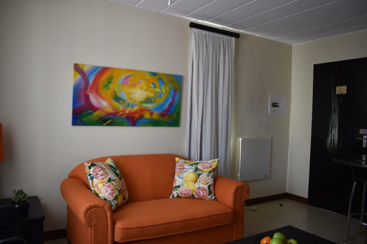 Premiere Classe Apartment Hotel Johannesbourg Extérieur photo