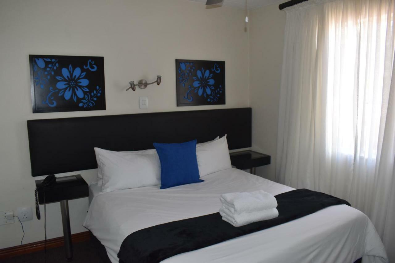 Premiere Classe Apartment Hotel Johannesbourg Extérieur photo